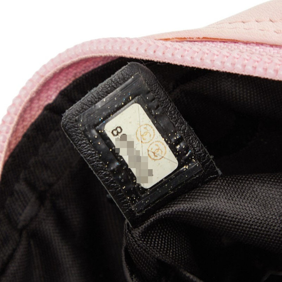 CHANEL Black Leather Logo Shoulder Bag - Picture 8 of 8